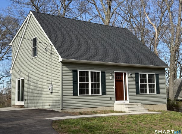 4 Rosemarie Court, Ledyard, CT 06339