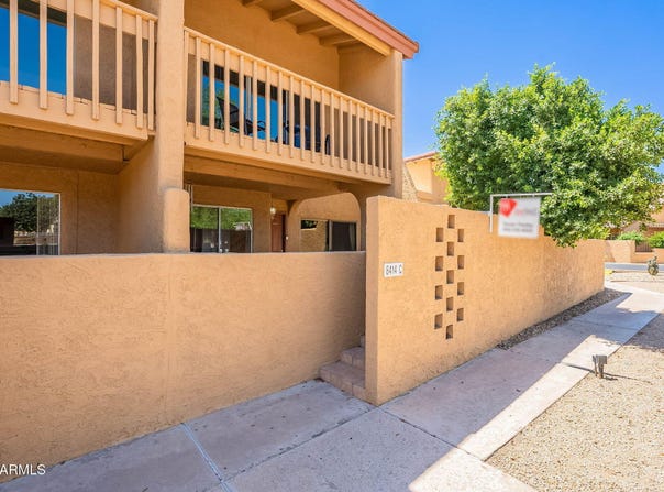 8414 N CENTRAL Avenue, Phoenix, AZ 85020