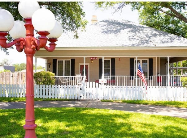 1000 S Blackburn Street, Brady, TX 76825