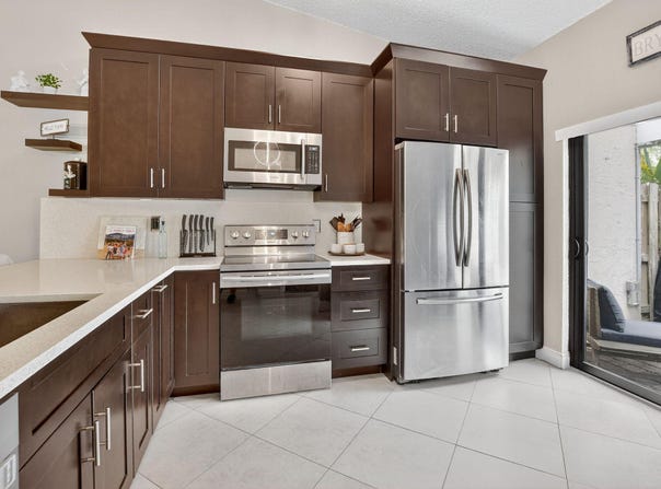 1005 NW 53 Street, Deerfield Beach, FL 33064