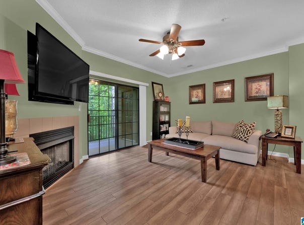 218 STERLING OAKS DRIVE, HOOVER, AL 35244
