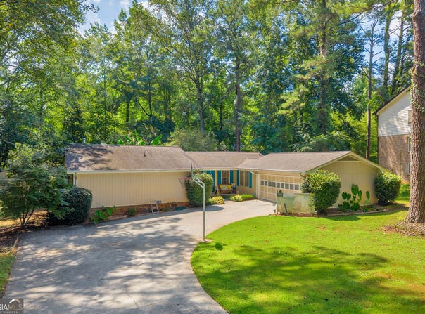 2671 Club Forest, Conyers, GA 30013