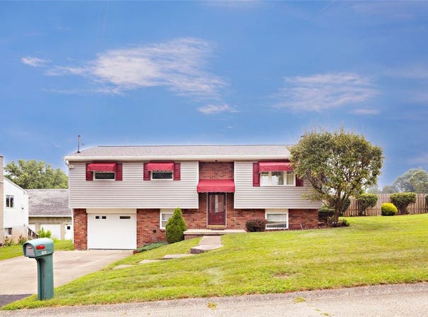 105 Val Jo Drive, W Leechburg, PA 15656