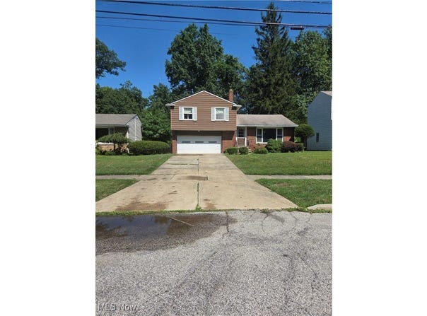 565 Quilliams Road, South Euclid, OH 44121