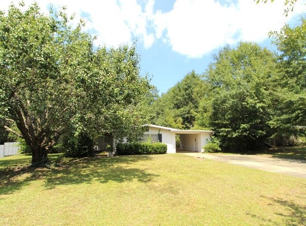 1304 Choctaw St., Dothan, AL 36303