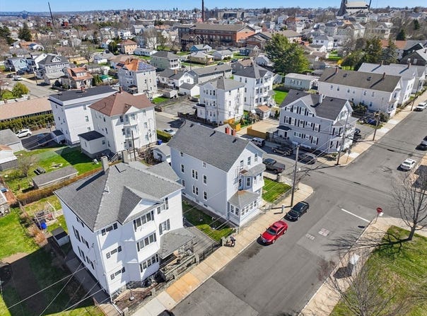 464 Birch St, Fall River, MA 02724