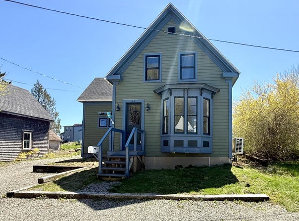 12 Prince Avenue, Eastport, ME 04631
