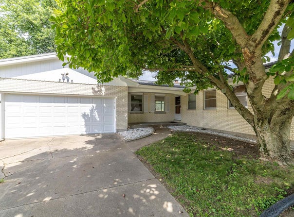 2700 NORTHRIDGE Drive, Quincy, IL 62301