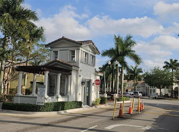 1012 SE 23rd Ave, Homestead, FL 33035