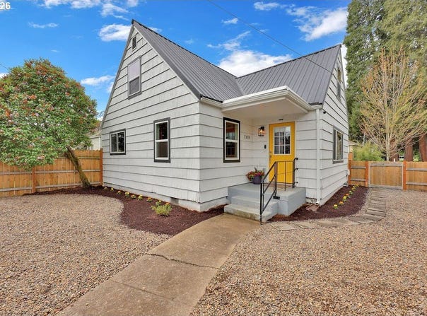 2210 ROOSEVELT Blvd, Eugene, OR 97402