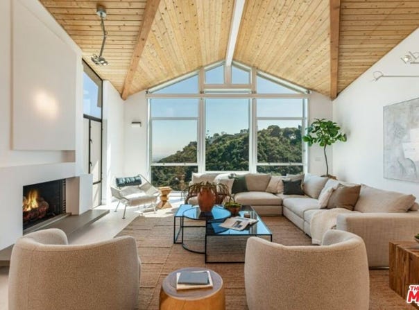 1063 Stradella Rd, Los Angeles, CA 90077