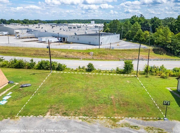 90 Park Street, Chickamauga, GA 30707