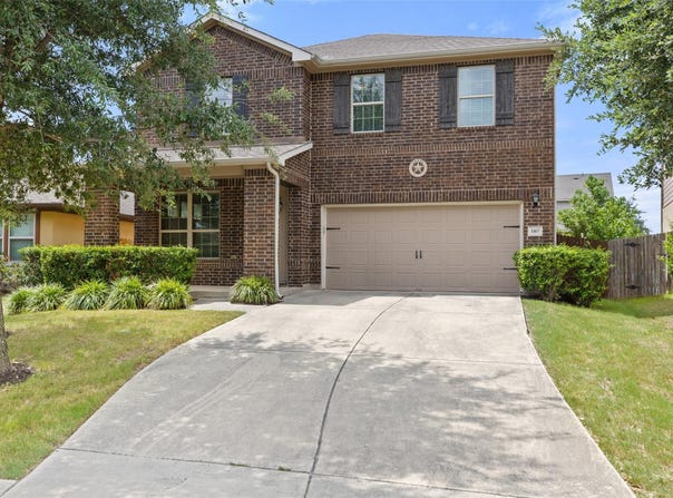 140 Brockston DR, Buda, TX 78610