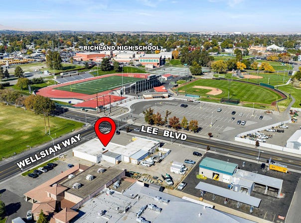 1345 Lee Blvd, Richland, WA 99352