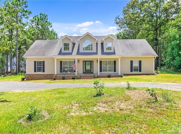 3119 Salco Road W, Chunchula, AL 36521