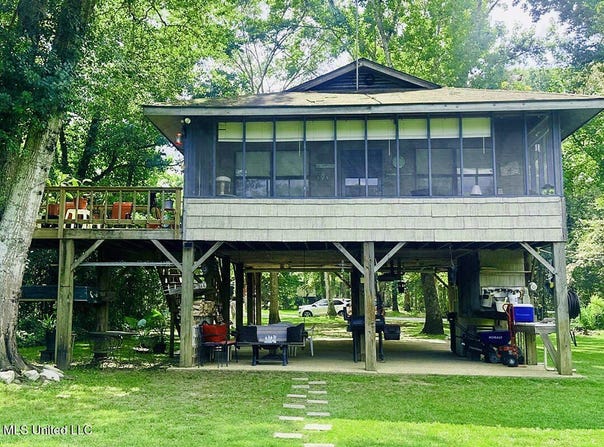 148 Mayhall Drive, Lucedale, MS 39452