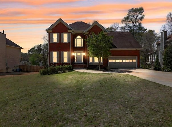 2433 IDLEWOOD Way, Snellville, GA 30078