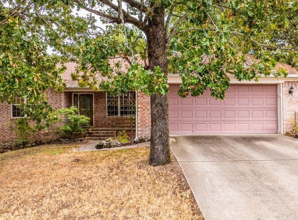 1665 Highpoint, Conway, AR 72034