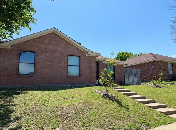 5118 Wesley Chapel Lane, Dallas, TX 75236