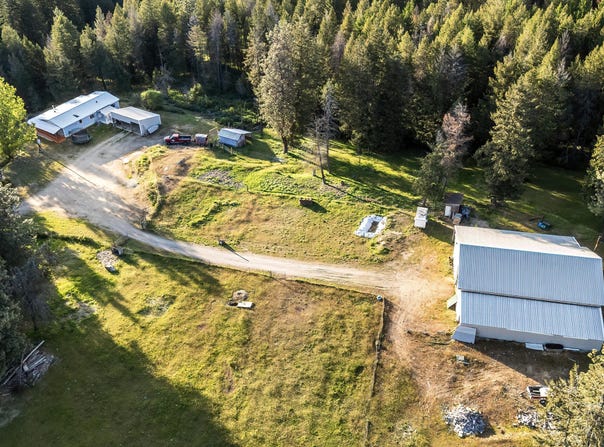 36204 WALDRONS LN, CHATTAROY, WA 99003