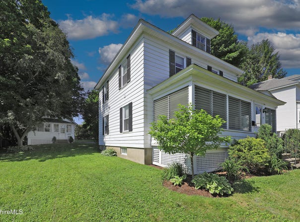 47 Gale Ave, Pittsfield, MA 01201