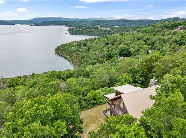 1216 County Road 113 Unit #Cabin 8, Eureka Springs, AR 72631