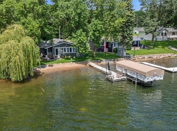 11859 89th Street NW, Annandale, MN 55302