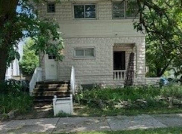 6801 N Wolcott Avenue, Chicago, IL 60626