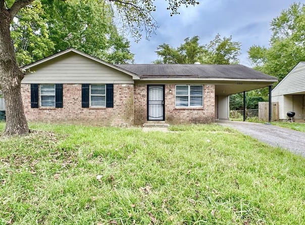 3353 ELK POINT Dr, Memphis, TN 38128
