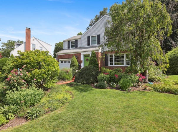 22 Concord Road, Danbury, CT 06810