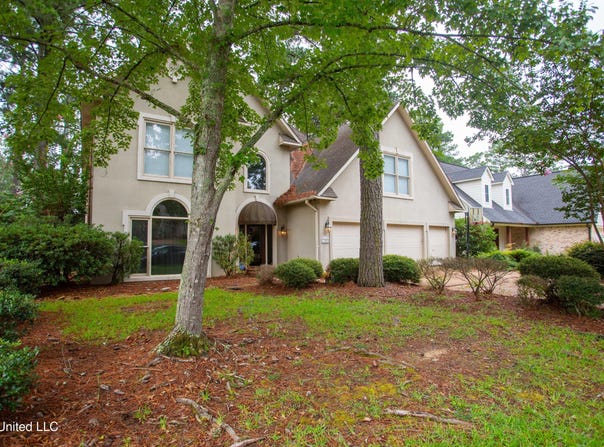 132 Pine Ridge Circle, Brandon, MS 39047