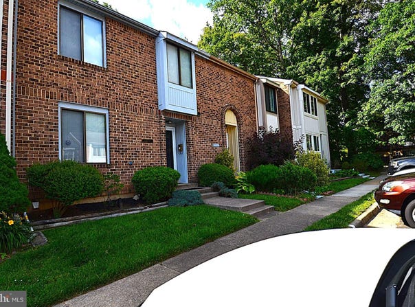 8712 RIDGE HOLLOW COURT, SPRINGFIELD, VA 22152