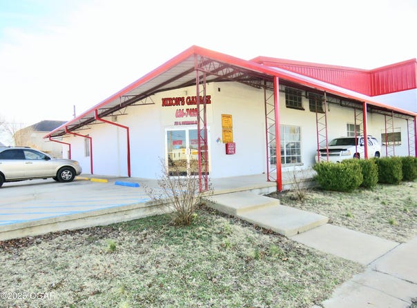 711 S Patterson Avenue, Joplin, MO 64801