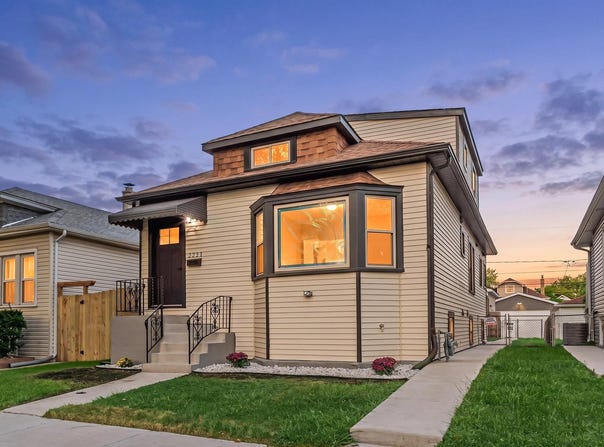 2231 N 73RD Court, Elmwood Park, IL 60707