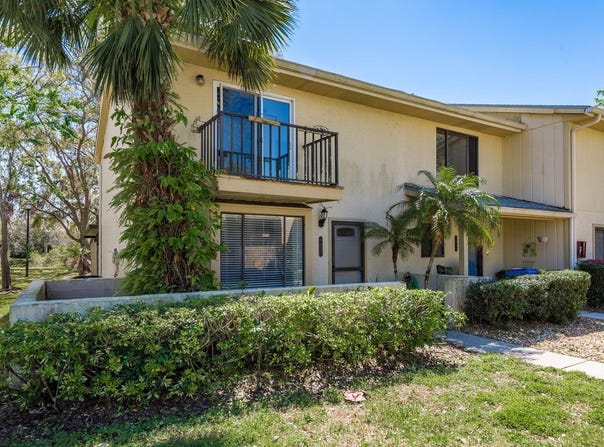 9037 PEBBLE CREEK DRIVE, TAMPA, FL 33647