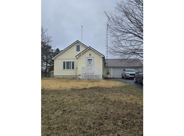 5118 Bamfield Road, Glennie, MI 48737