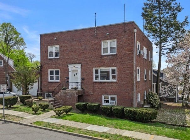 1020 Raritan Ave, Highland Park Boro, NJ 08904-3621
