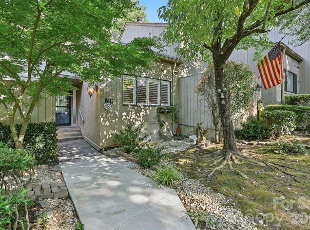 125 Pine Grove Circle, Clover, SC 29710