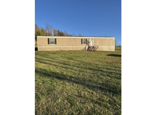 311 blue springs Road, Speedwell, TN 37870