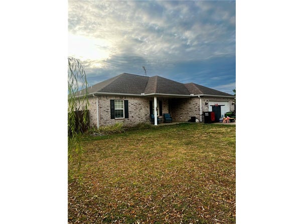 8425 Glory Drive, Bentonville, AR 72713