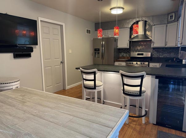 407 Ben Drive, Schererville, IN 46375