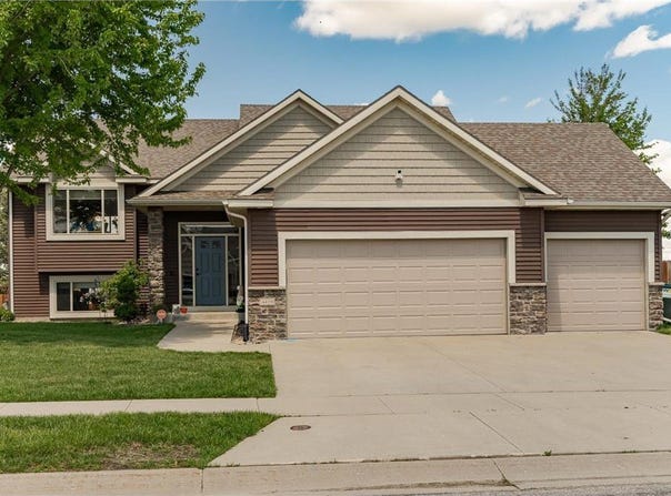 4419 Genevieve Place NW, Rochester, MN 55901