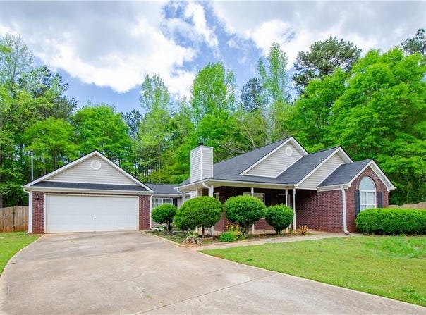 238 Knob Hill Drive, Locust Grove, GA 30248