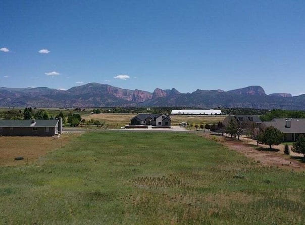 646 S 800 E, New Harmony, UT 84757