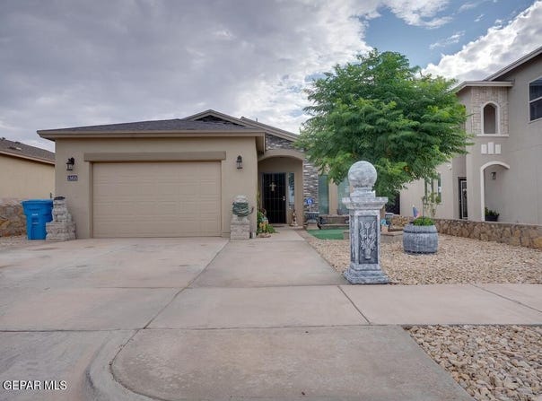 13835 Alamito Creek Avenue, Clint, TX 79836
