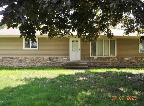 9500 Main Street, Elko New Market, MN 55020