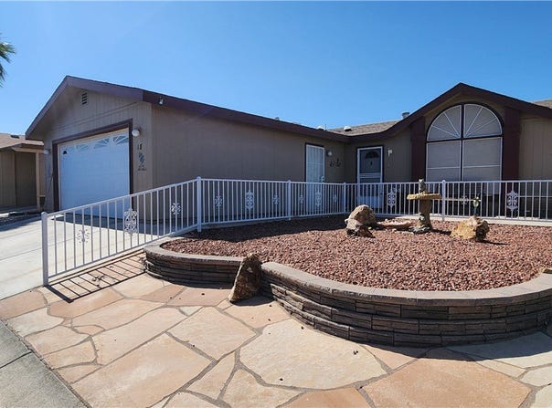 1545 E El Rodeo Road unit: 18, Fort Mohave, AZ 86426