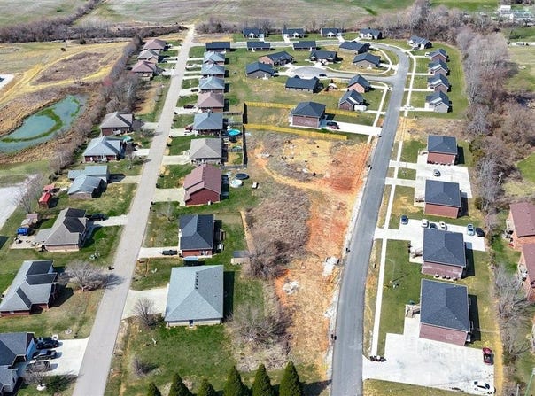 109 Wood Lane, Hodgenville, KY 42748