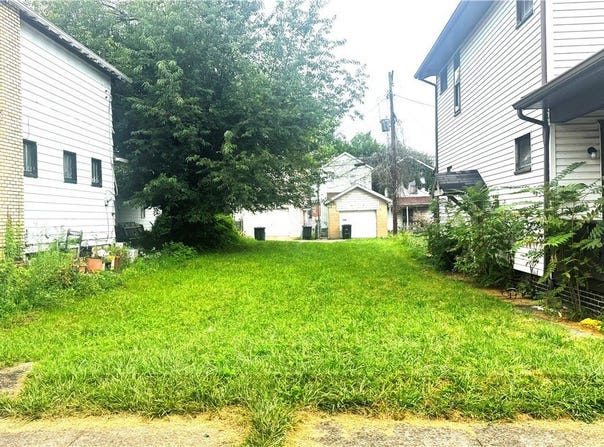 1309 Jefferson St, Steubenville, OH 43952