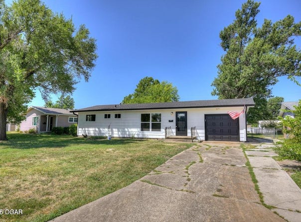2210 Mc Connell Avenue, Joplin, MO 64804